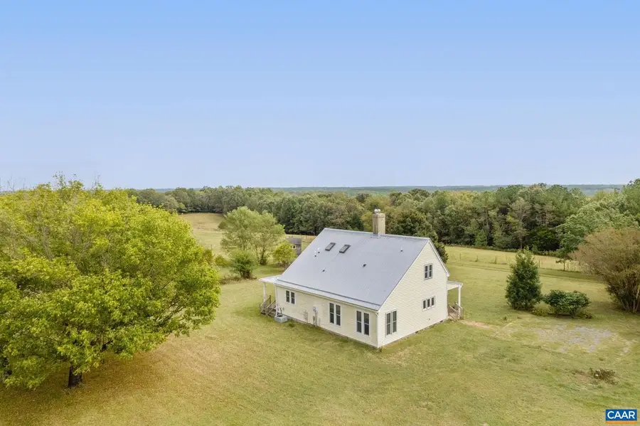 12534 Howardsville Rd, Howardsville, VA 24562 - Image #3