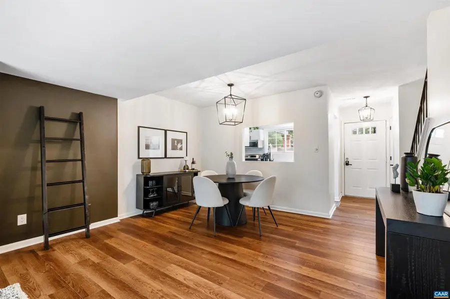 1552 Garden Ct, Charlottesville, VA 22901 - Image #2