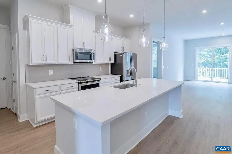 1906 Flora Ct, Charlottesville, VA 22911 - Image #2