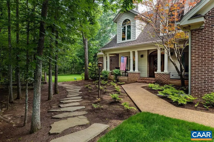 26 May Apple Ln, Nellysford, VA 22958 - Image #3