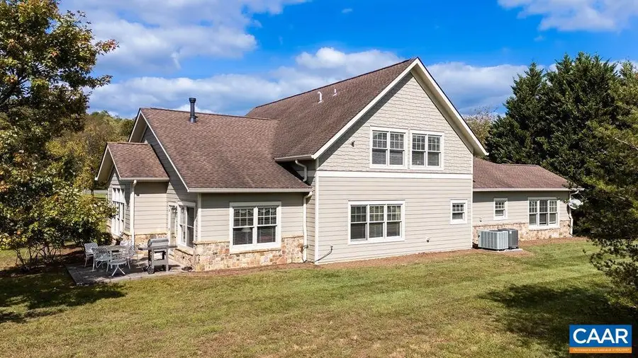 215 Rosewood Dr, Nellysford, VA 22958 - Image #3