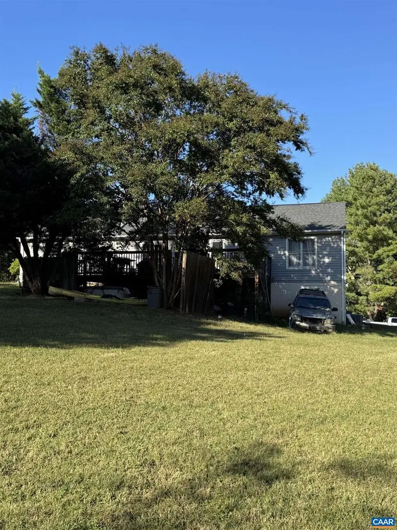 72 Hillcrest Dr, Ruckersville, VA 22968 - Image #2