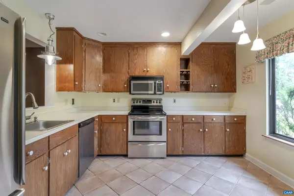 1545 Birnam Dr, CHARLOTTESVILLE, VA 22901