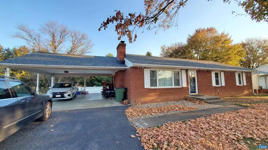 138 Tinkling Springs Rd, Fishersville, VA 22939 - Image #2