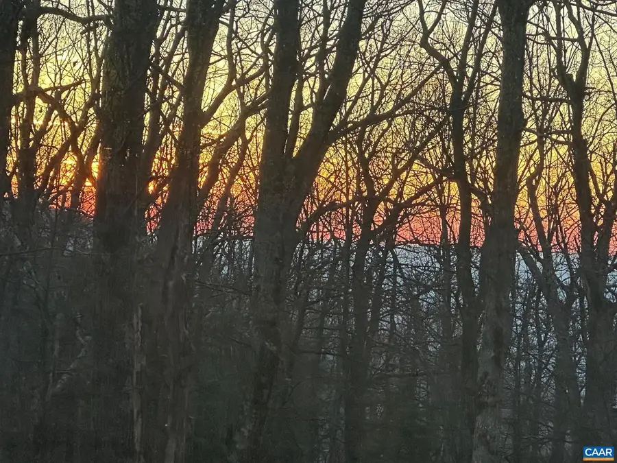 12 Powderhorn Ln, Wintergreen Resort, VA 22967 - Image #2