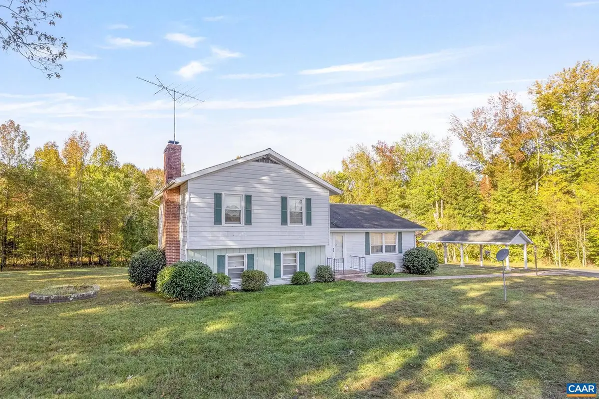 243 Wilmington Rd, Palmyra, VA 22963 - Image #1