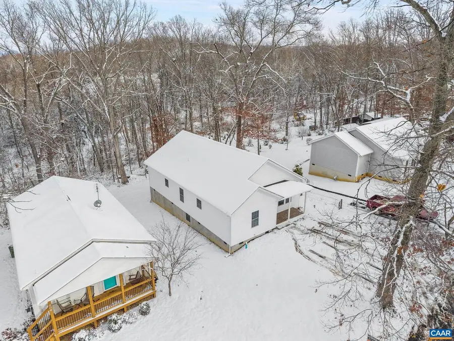 913 Gardner St, Waynesboro, VA 22980 - Image #3