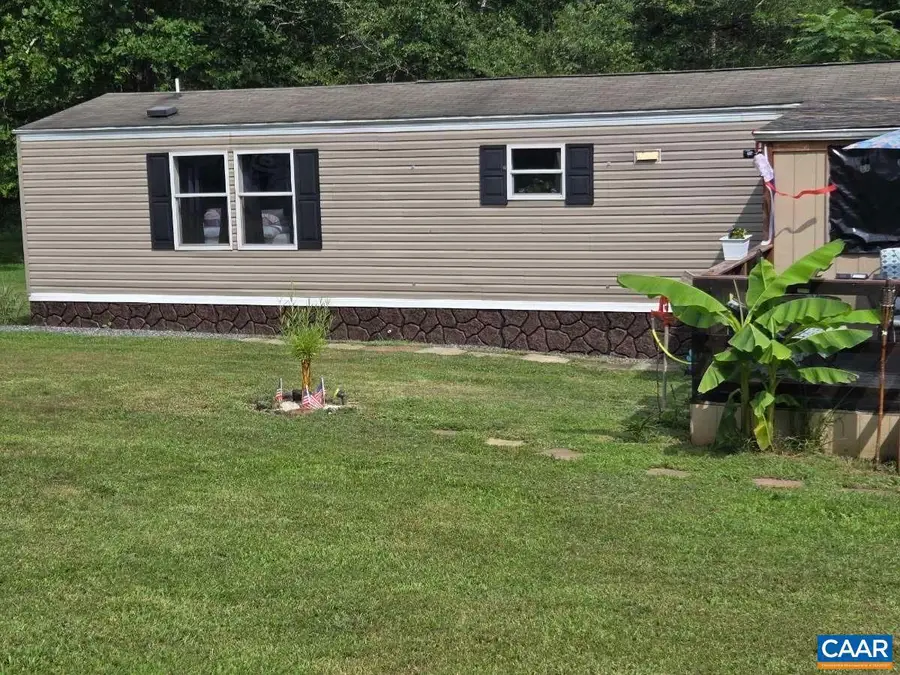 2018 Parker Mountain Rd, Stanardsville, VA 22973 - Image #2