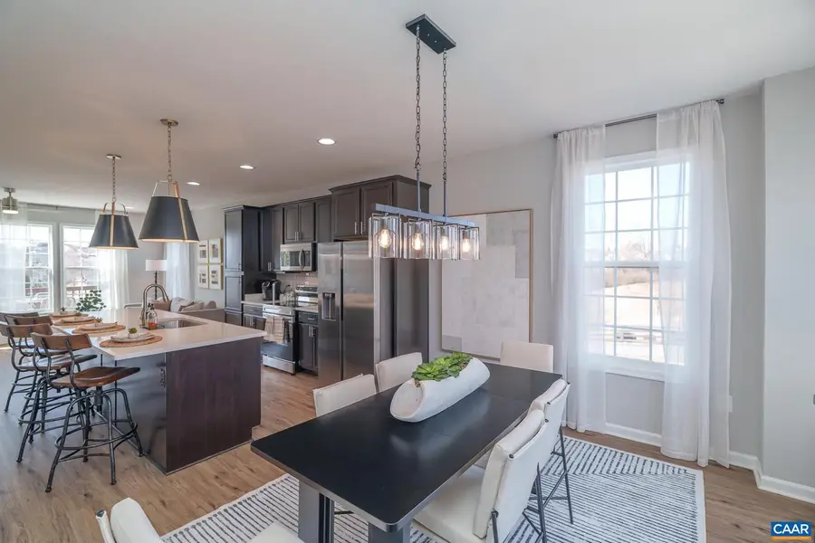 316 Cheshire Ln, Waynesboro, VA 22980 - Image #2