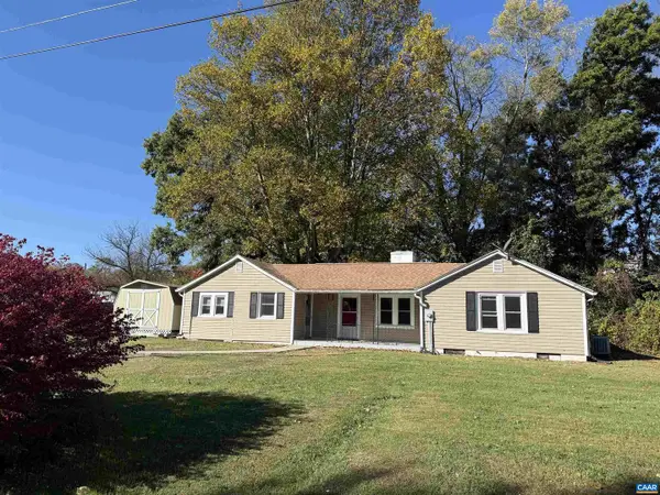35 Stanley St, STAUNTON, VA 24401