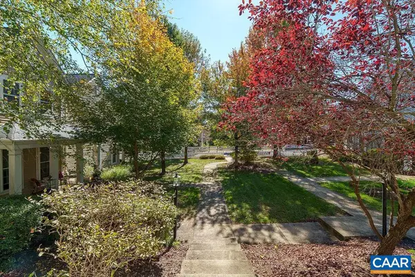 5440 Hill Top St, CROZET, VA 22932