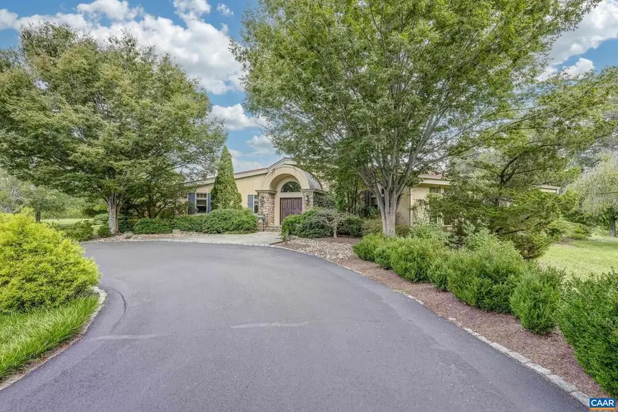 4798 Barn Field Dr, Keswick, VA 22947 - Image #2