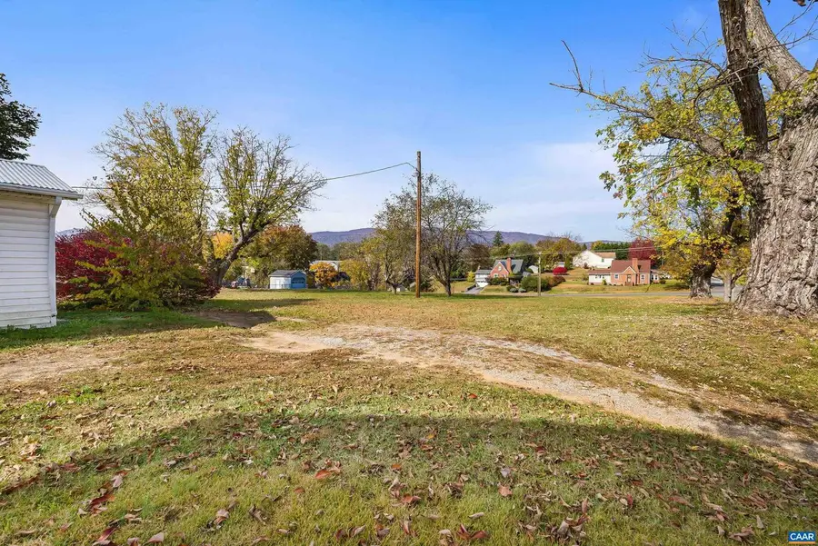 613 6th St, Shenandoah, VA 22849 - Image #3