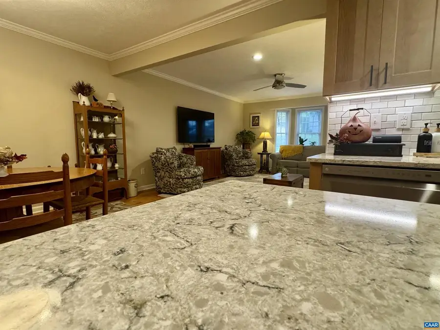 30 New Brunswick Rd, Fishersville, VA 22939 - Image #3