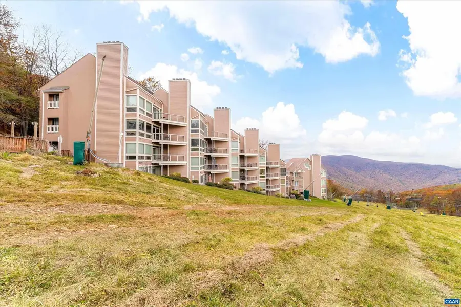 907 Diamond Hill Condos, Wintergreen Resort, VA 22967 - Image #2