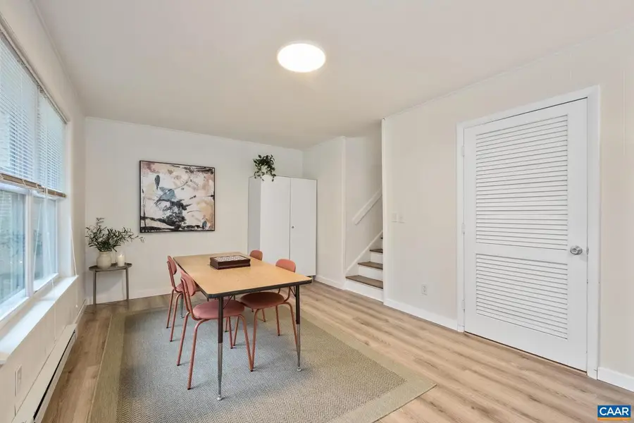 407 Valley Road Ext #a, Charlottesville, VA 22903 - Image #2