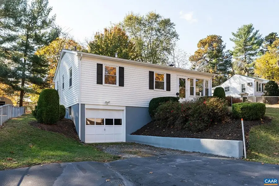 2418 W Beverley St, Staunton, VA 24401 - Image #3