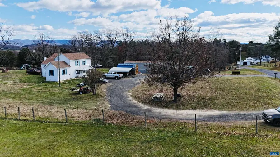 43 Niswander Rd, Staunton, VA 24401 - Image #2