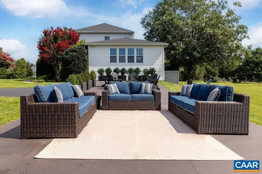 23 Lookaway Hills Dr, Afton, VA 22920 - Image #3