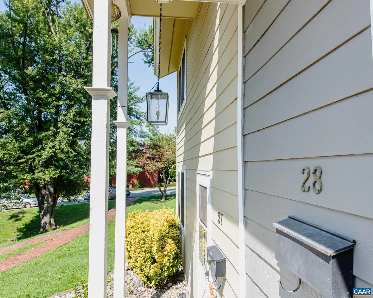 28 Woodlake Dr, Charlottesville, VA 22901 - Image #1
