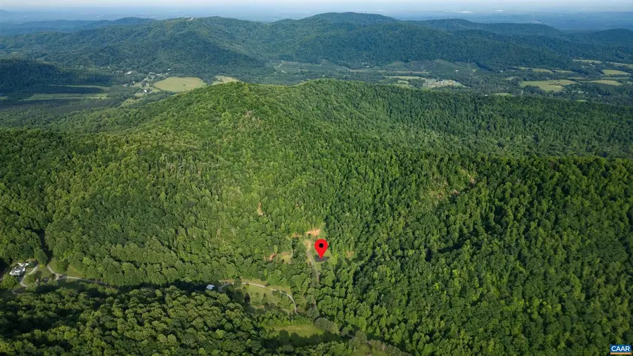 1390 Perkins Hollow Ln, Faber, VA 22938 - Image #2