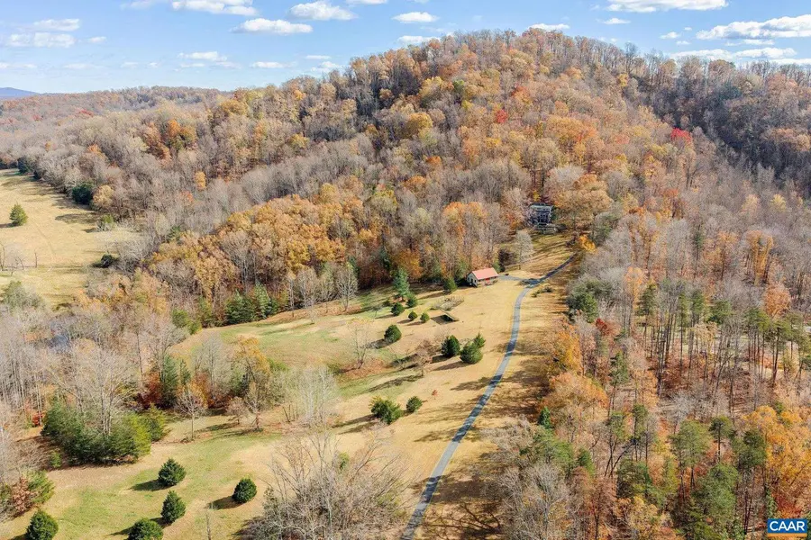 407 Broad Axe Rd, Charlottesville, VA 22903 - Image #2