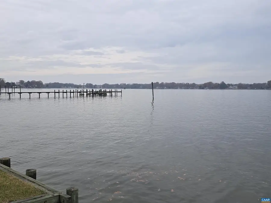 17 Evergreen Dr #17, Colonial Beach, VA 22443 - Image #3