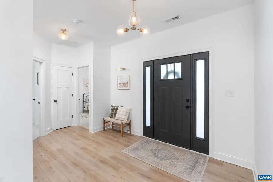 12 Laura Jean Ct, Waynesboro, VA 22980 - Image #2