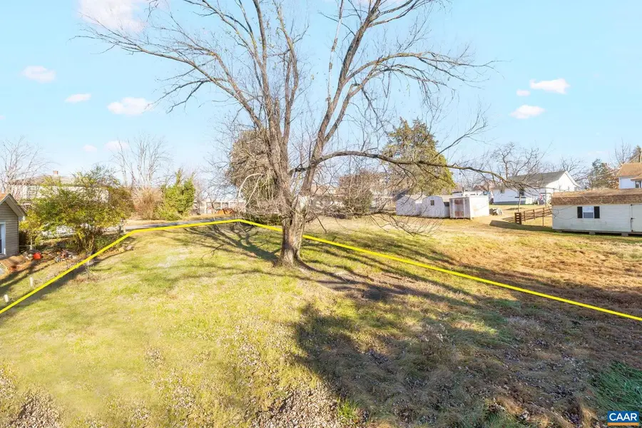 1102 Cherry St, Charlottesville, VA 22902 - Image #2