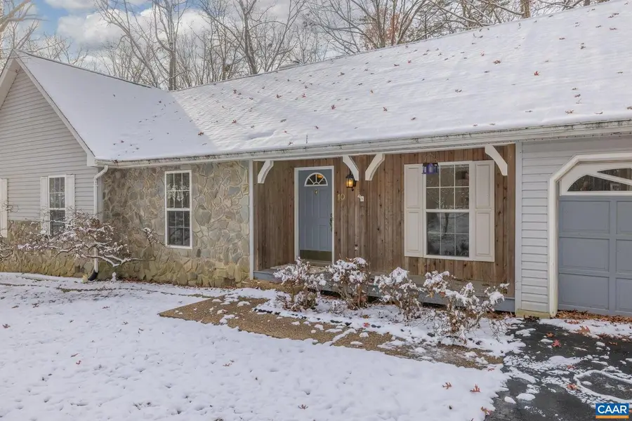 10 Briarwood Rd, Palmyra, VA 22963 - Image #2