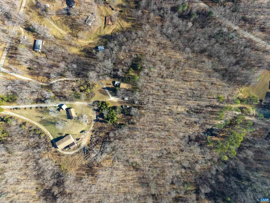 430 Truslows Ln, Nellysford, VA 22958 - Image #3