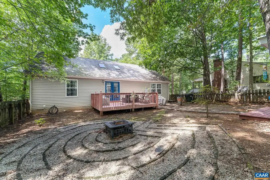 20 Tanglewood Rd, Palmyra, VA 22963 - Image #2
