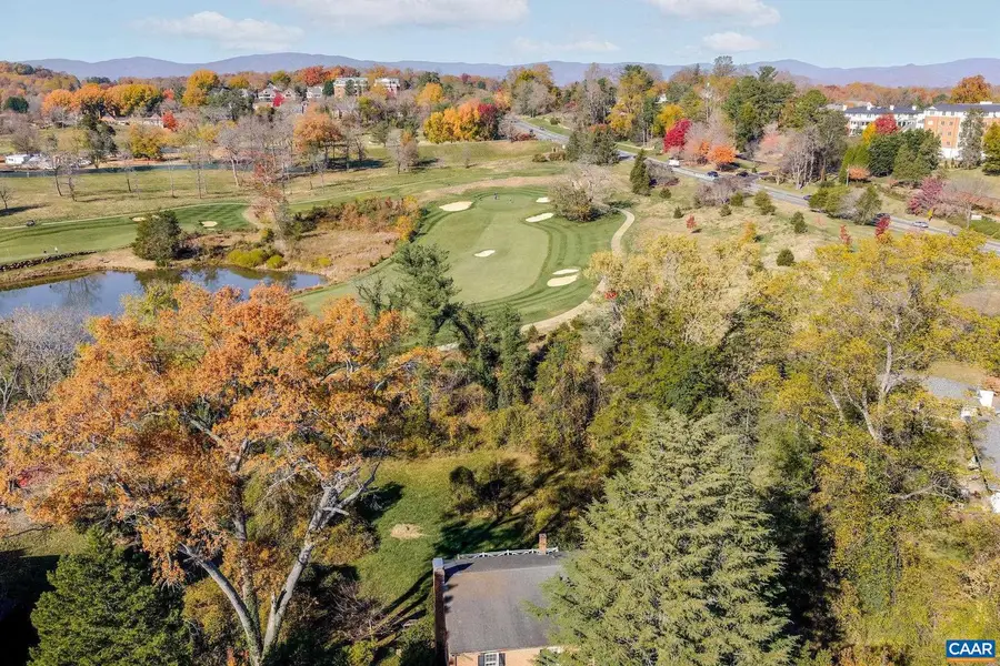 4 Canterbury Rd, Charlottesville, VA 22903 - Image #3