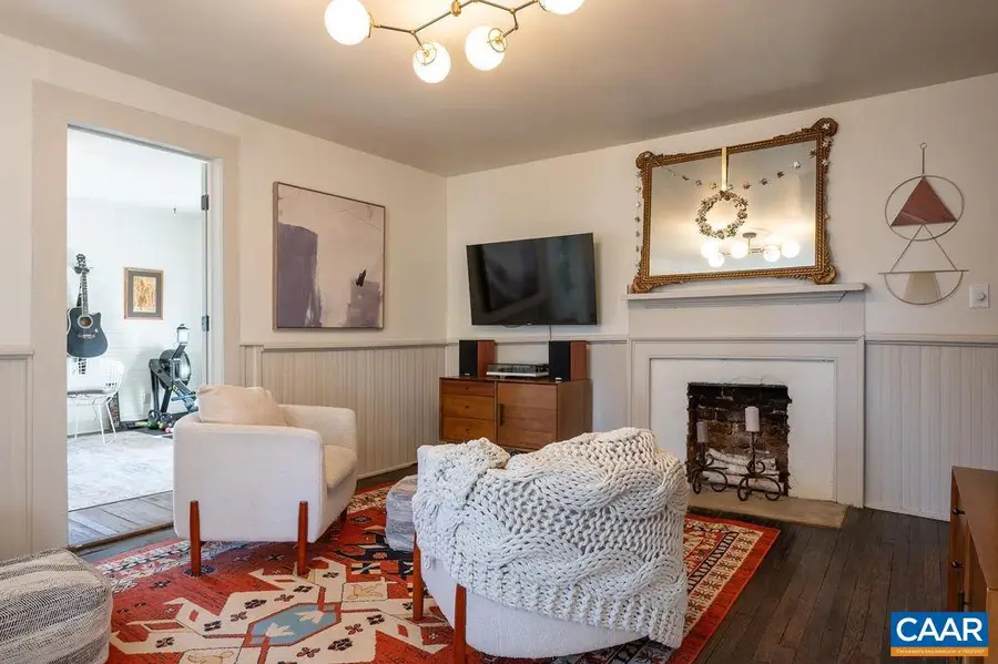 349 Nw 10th St, Charlottesville, VA 22903 - Image #2