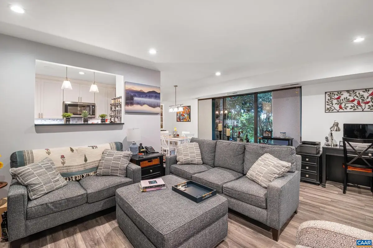 511 N 1st St #105, Charlottesville, VA 22902 - Image #1