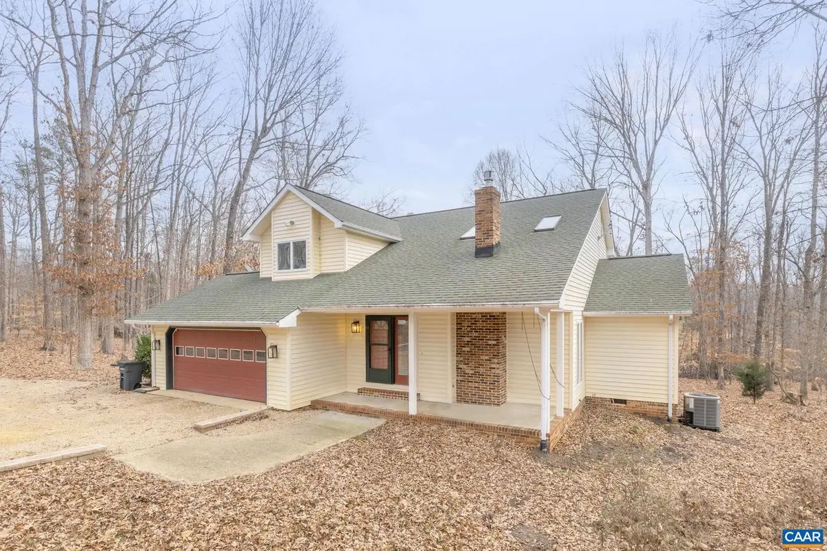 279 Deer Haven Ln, Troy, VA 22974 - #1