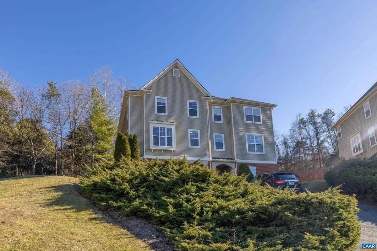 1372 Stoney Ridge Rd, Charlottesville, VA 22902 - #1