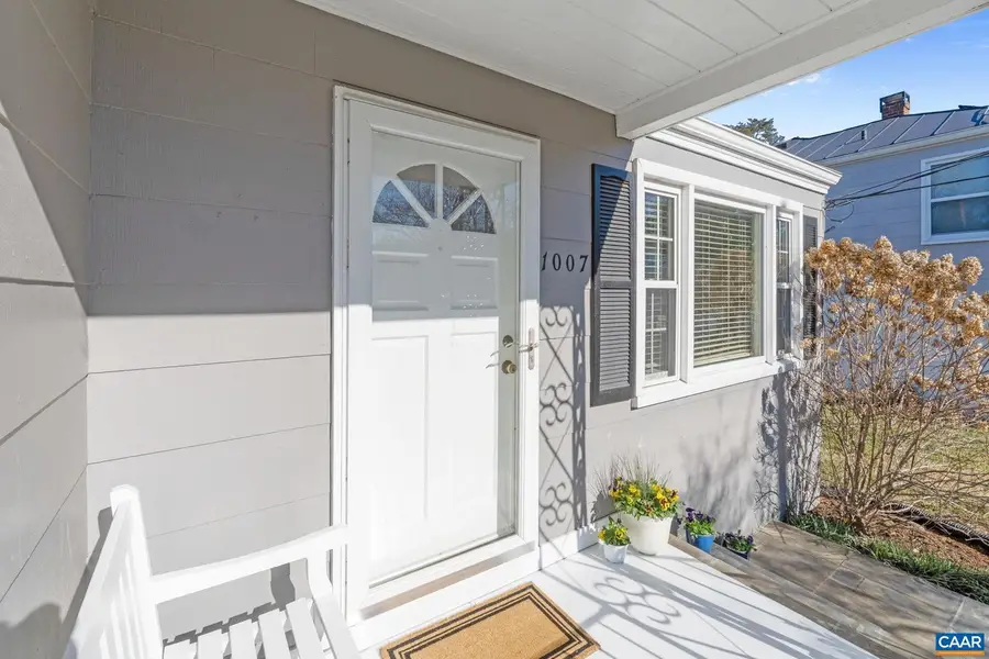 1007 Montrose Ave, Charlottesville, VA 22902 - #3