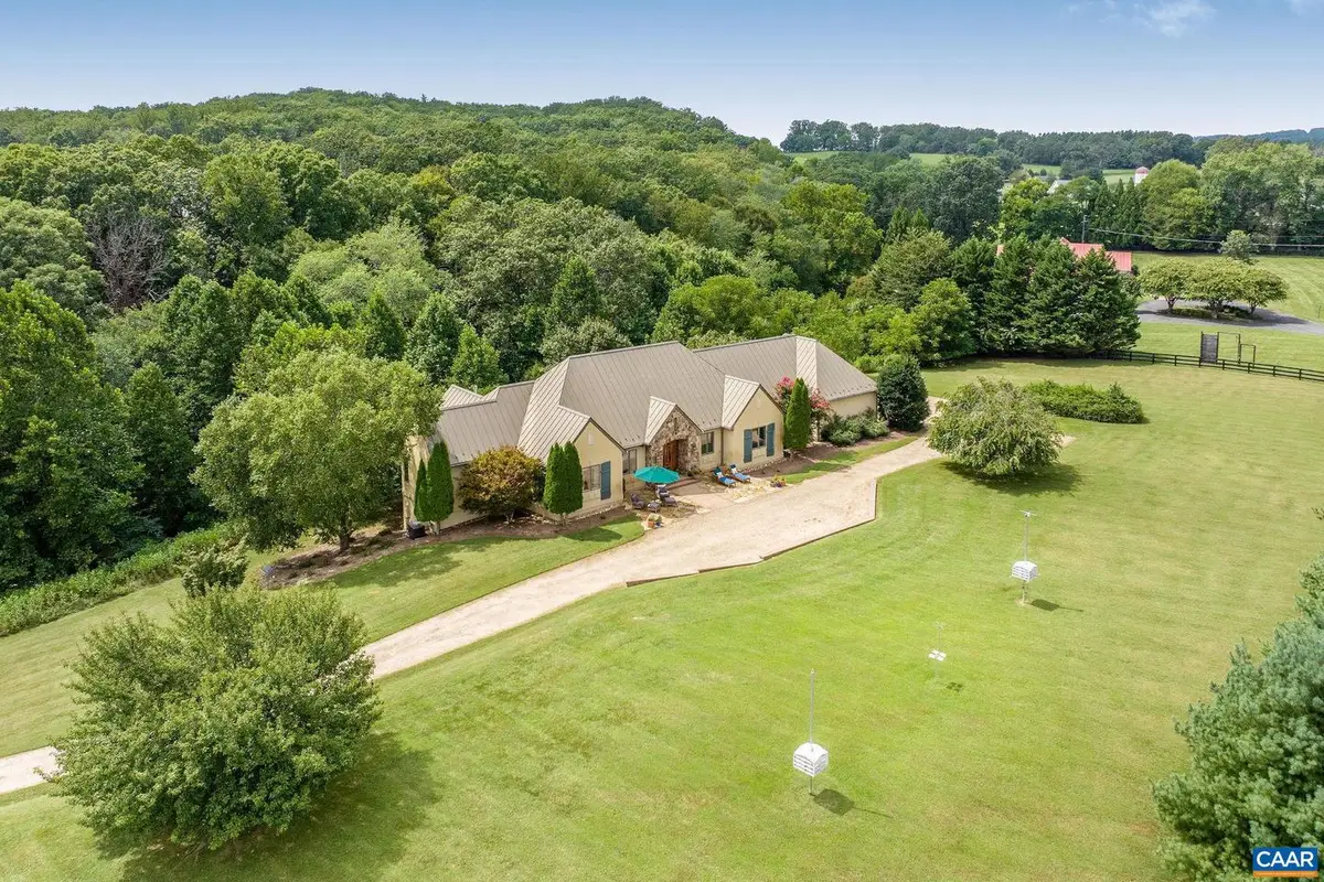 2940 Milton Village Ln, Charlottesville, VA 22902 - Image #1