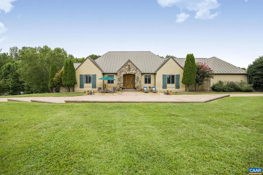 2940 Milton Village Ln, Charlottesville, VA 22902 - Image #2