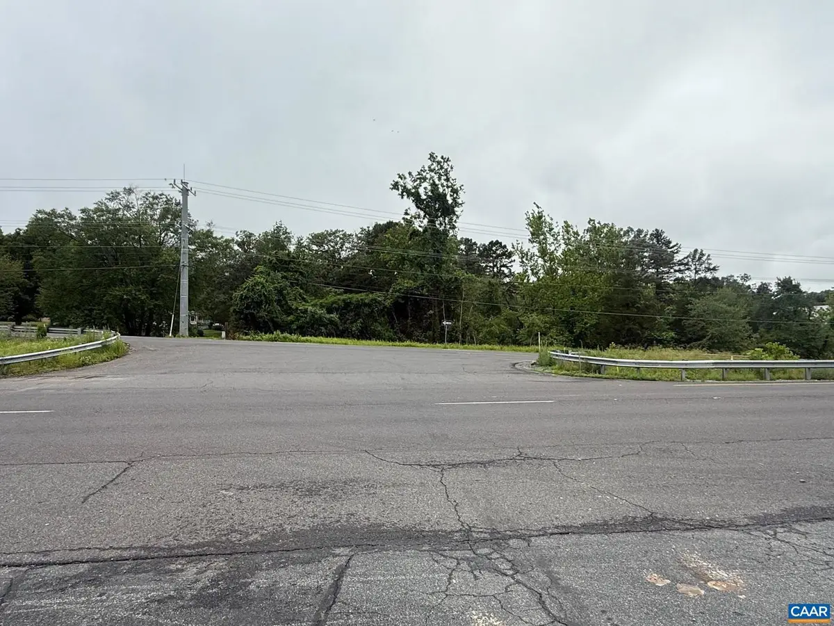 5903 Seminole Trl, Barboursville, VA 22923 - Image #1