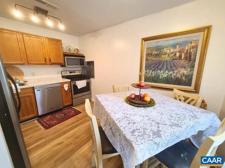 1254 Villa Ln #a, Charlottesville, VA 22903 - Image #3