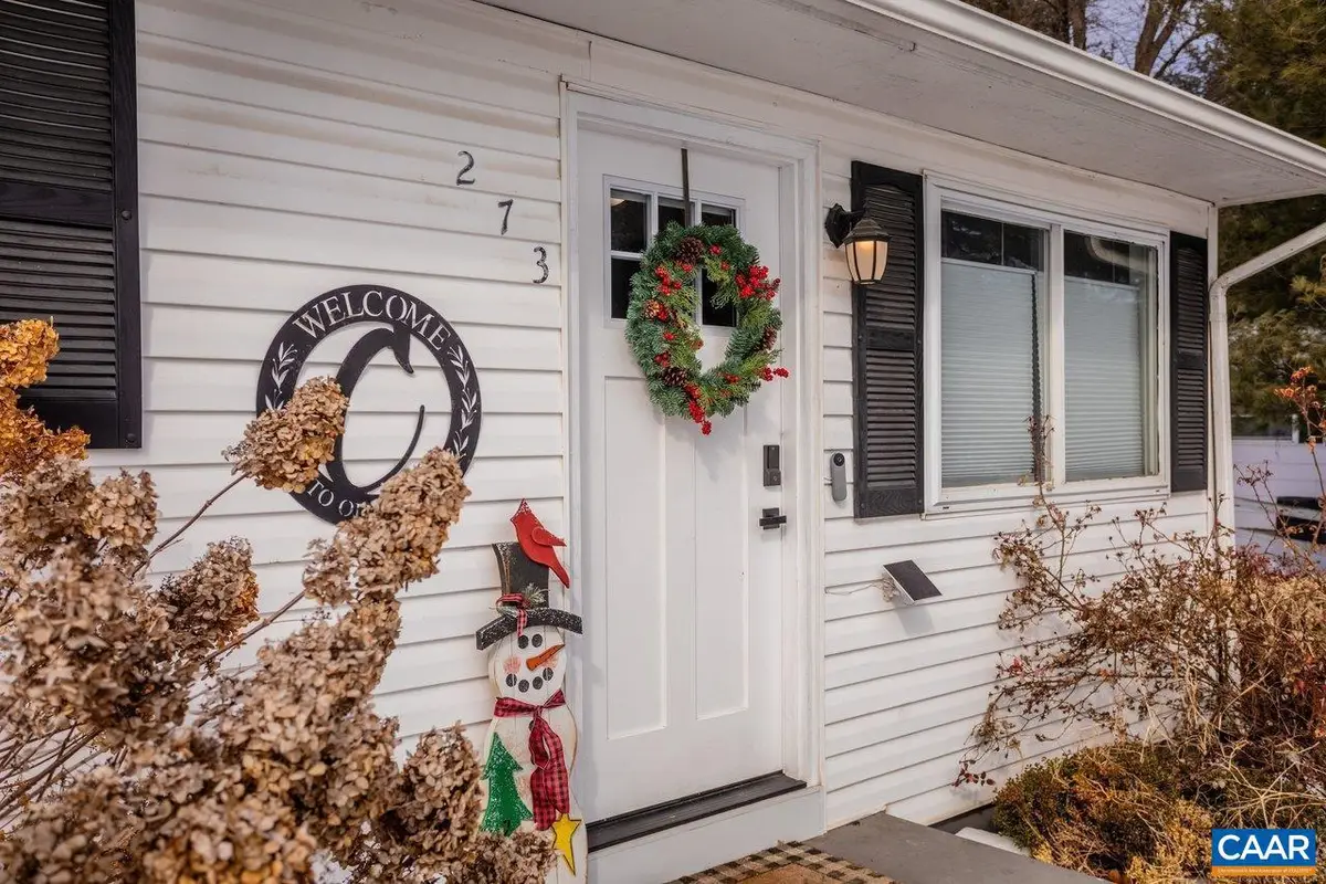 273 E Riverside Dr, Timberville, VA 22853 - #1