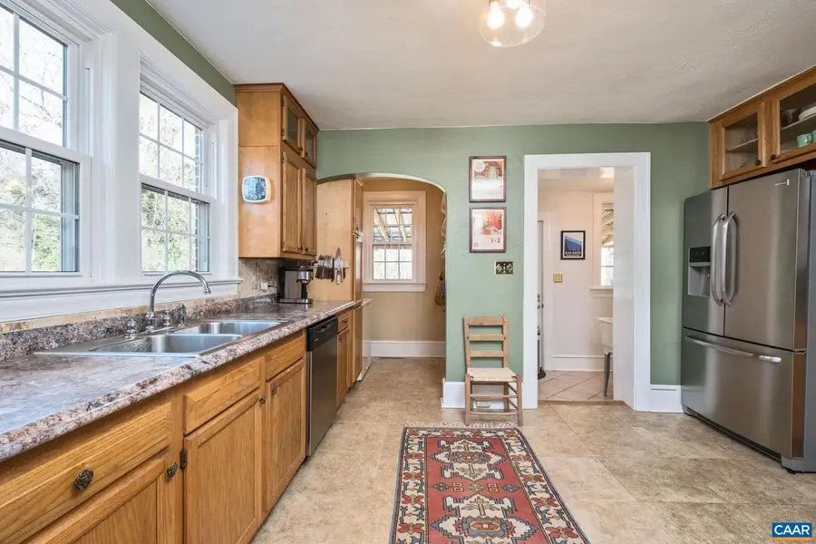 602 N Main St, Gordonsville, VA 22942 - #3