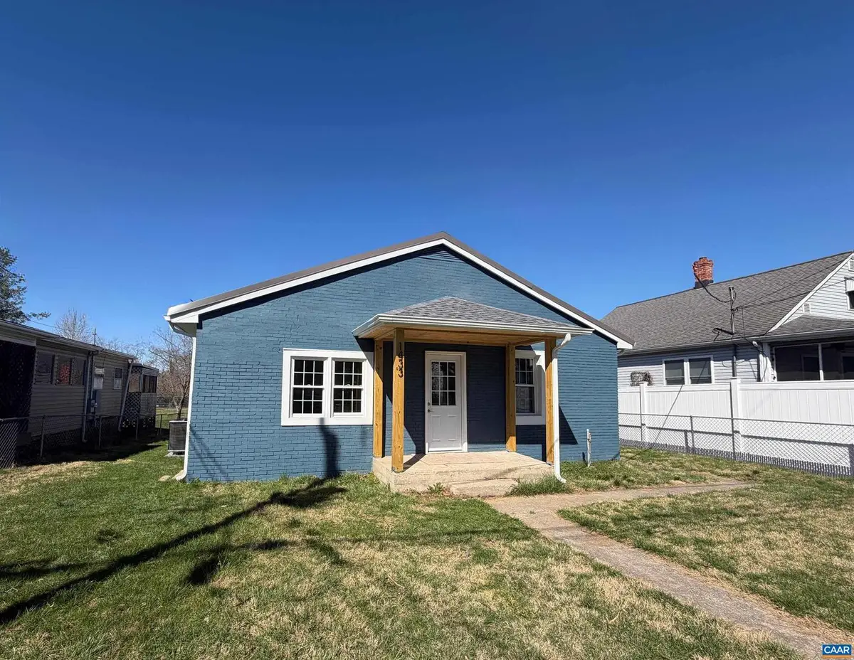 1433 Harding Ave, Waynesboro, VA 22980 - #1