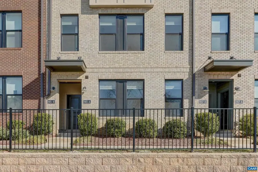 915 Salamander St #a, Charlottesville, VA 22911 - #2