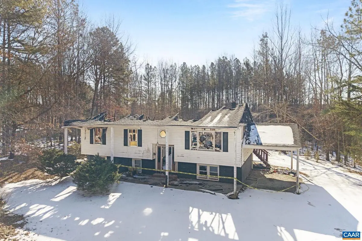 4238 Antioch Rd, Scottsville, VA 24590 - #1