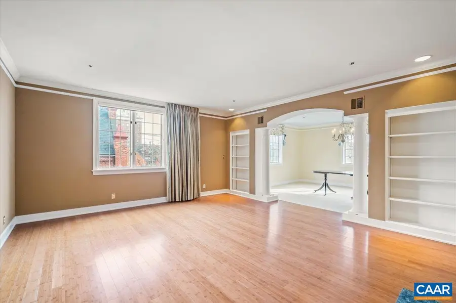 255 E Jefferson St, Charlottesville, VA 22902 - #3