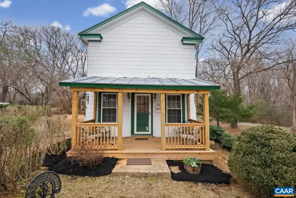 26 Braddock Ln, SHIPMAN, VA 22971