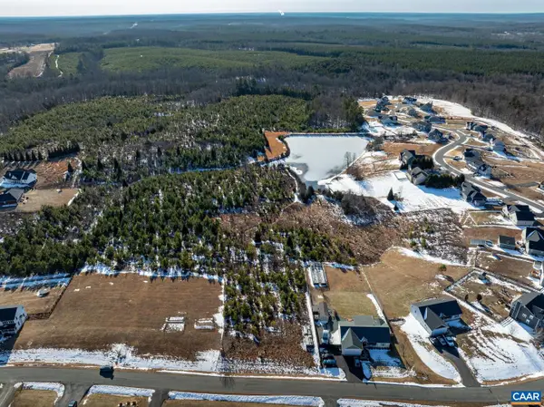 Rosewood Dr #42, SCOTTSVILLE, VA 24590